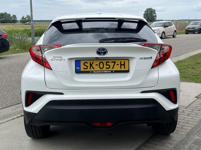 Toyota C-HR 1.8 Hybrid Dynamic / Automaat / Camera / Climate / Stoelverw. / 18'' LMV / LED /