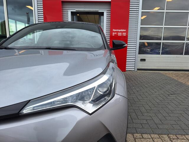 Toyota C-HR 1.8 Hybrid Bi-Tone