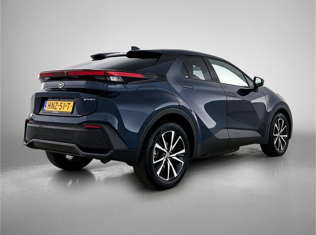 Toyota C-HR 2.0 Plug-in Hybrid 220 First Edition Parkeersensoren V+A | Stuur-Stoelverwarming | Dode Hoek Detectie | Onderweg-naar-dealer