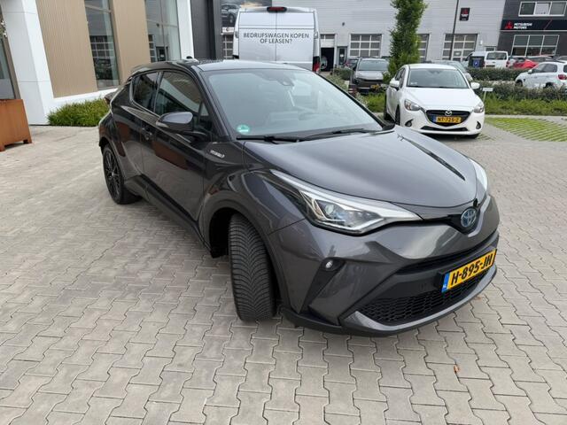 Toyota C-HR 2.0 Hybrid First Edition | Trekhaak | Blindspot | All Seasons