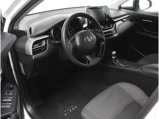 Toyota C-HR 1.8 Hybrid Active CLIMATE | CAMERA | LED | CARPLAY | LMV17 | ADAPCRUISE | DAB
