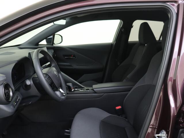 Toyota C-HR 1.8 Hybrid 140 First Edition Navigatie | Climate Control | Camera en Parkeer hulp | Lichtmetalen Velgen |