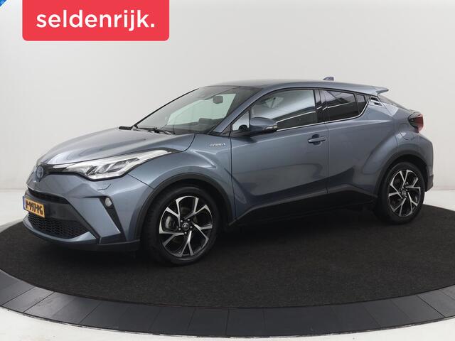 Toyota C-HR 1.8 Hybrid Executive | Trekhaak | Stuurverwarming | Adaptive cruise | Camera | Carplay | Park Assist | Stoelverwarming | Keyless | Bluetooth | Full LED | Side Assist