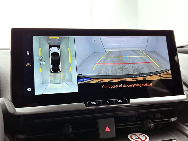 Toyota C-HR 2.0 Plug-in Hybrid 220 First Edition | Parkeersensoren V+A | Stuur-Stoelverwarming | Onderweg-naar-dealer