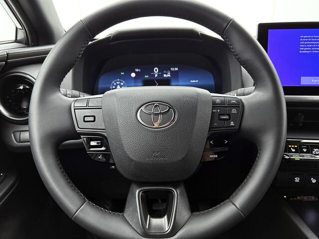 Toyota C-HR 2.0 Plug-in Hybrid 220 First Edition | Parkeersensoren V+A | Stuur-Stoelverwarming Onderweg-naar-dealer