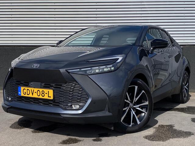 Toyota C-HR 1.8 Hybrid 140 First Edition Trekhaak, 360° camera, dodehoek detectie, Apple CarPlay/Android Auto, keyless, parkeersensoren, NL-auto!