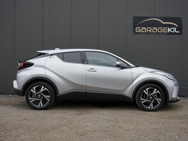 Toyota C-HR 2.0 Hybrid Dynamic Dealer onderh. / Camera / Stoel+ stuur verw. / Privacy glass / Keyless / Carplay