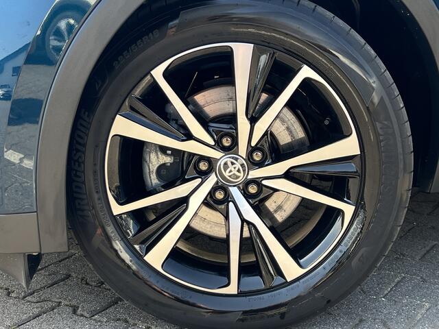 Toyota C-HR 2.0 Plug-in Hybrid 220 First Edition | ACC | Premium LED | Camera | Dodehoek