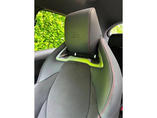 Toyota C-HR 2.0 Plug-in Hybrid 220 GR SPORT PANO FULL!