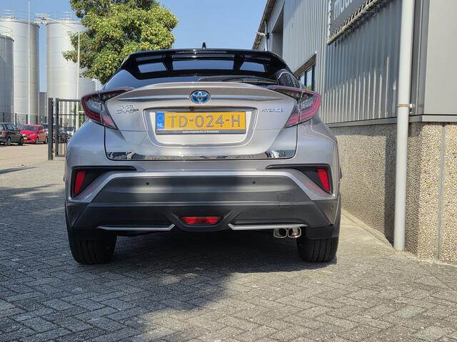 Toyota C-HR 1.8 Hybrid Bi-Tone full-options leader 1e eigenaar z.g.a.n. !!!!