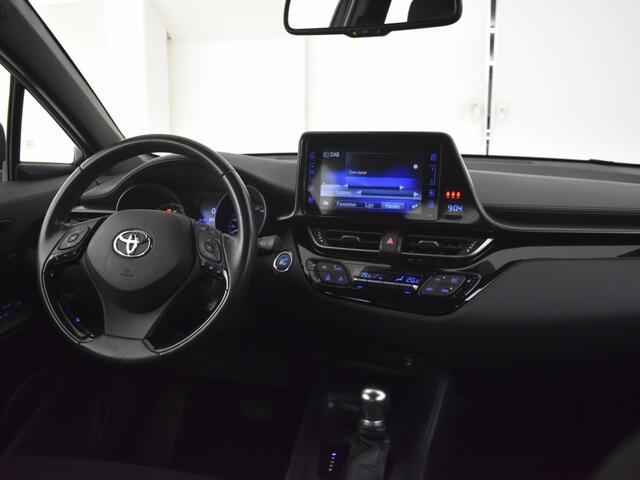 Toyota C-HR 1.8 Hybrid Active | Trekhaak | Stoelverwarming | BSM |