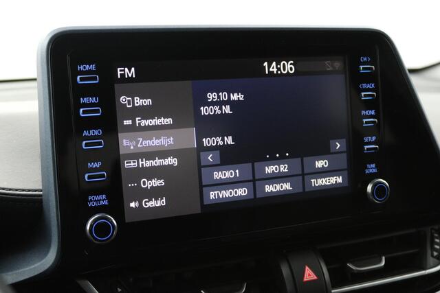 Toyota C-HR 1.8 Hybrid | Full Leder | Parkeer sensoren V+A | Apple carplay | Android auto | Stoel + stuur verwarming | Blind spot |