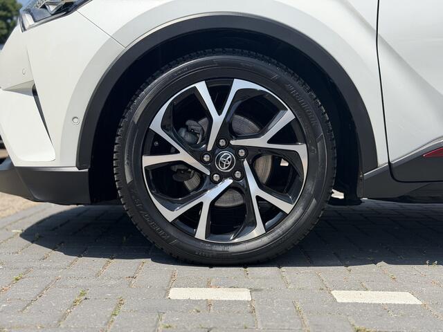 Toyota C-HR 1.8 Hybrid Style Bi-Tone | GEEN AFLEVERKOSTEN | Trekhaak, Dodehoekdetectie, Navigatie