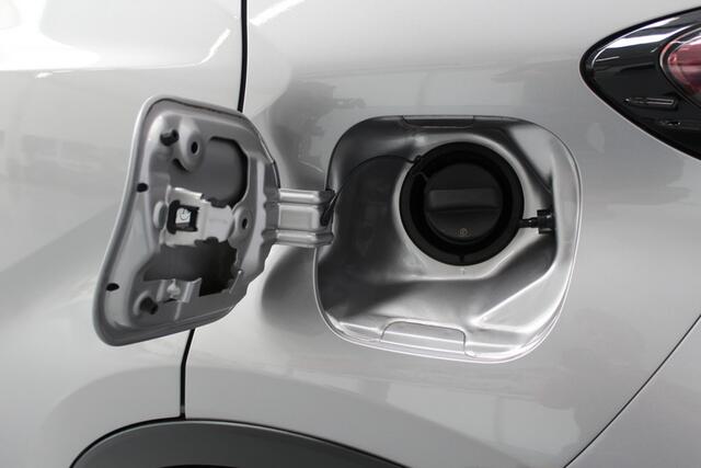 Toyota C-HR 1.8 Hybrid Dynamic, RIJKLAAR, LEER | TREKHAAK | STOEL/STUUR VERWARMING | NAVIGATIE