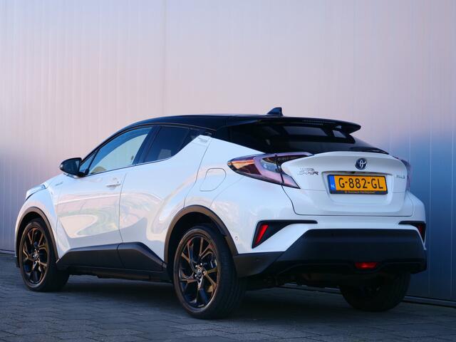 Toyota C-HR 1.8 Hybrid 122Pk Style Ultimate Camera / Winterpakket / Adaptive Cruise