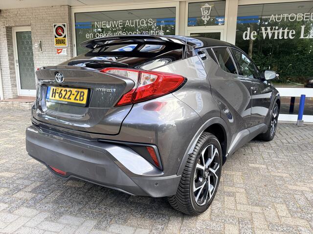 Toyota C-HR 1.8 Hybrid Style Lederen bekleding/Autom. airco/Audio Primium/Verw. buitenspieg./Cruise contr. adapt./Dode hoek detectie/Navi Full map/Parkeersens. v.+a./Verw. voorstoelen/L/M 18 Inch