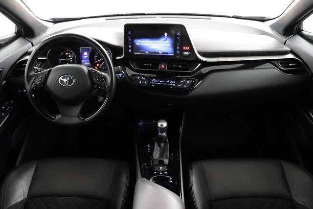 Toyota C-HR 1.8 Hybrid Executive | Parkeersensoren | Adaptieve Cruise-Control | Stoelverwarming |