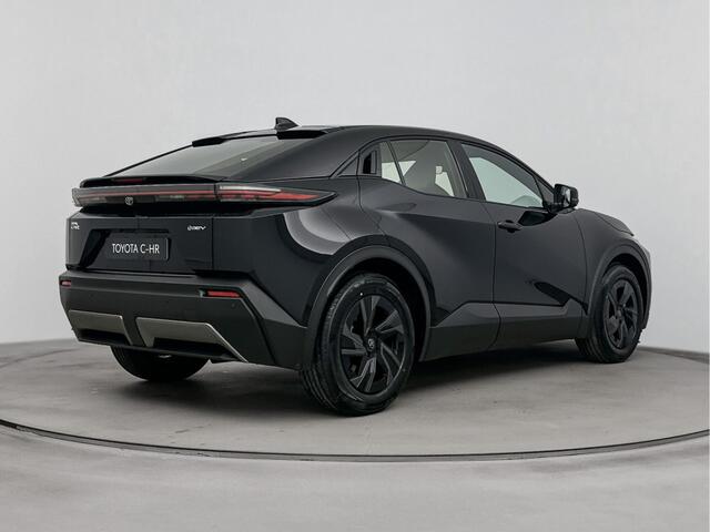 Toyota C-HR First Edition 77 kWh | Apple Carplay & Android Auto | Parkeercamera | *