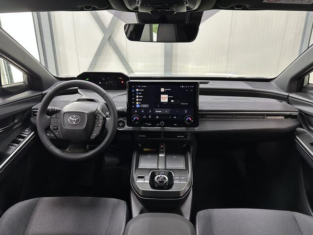 Toyota C-HR First Edition 77 kWh | Navi | Acc | Camera | el. achterklep |