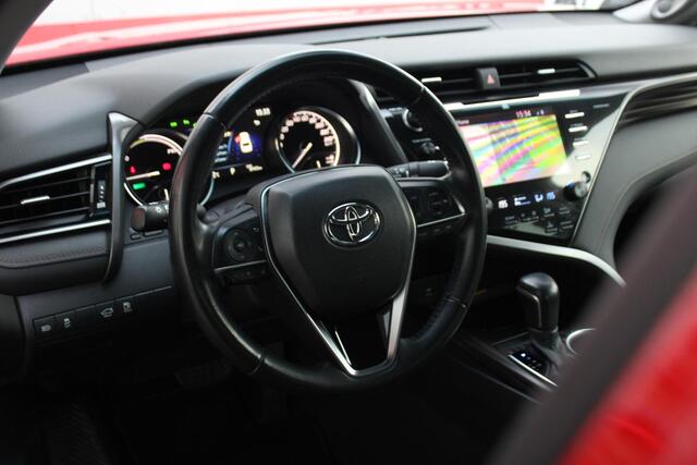 Toyota CAMRY 2.5 Hybrid Premium Automaat Navigatie, Elektrische Stoelverstelling, Parkeersensoren Voor en Achter, JBL Geluidsinstallatie