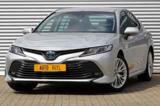 toyota-camry-2.5-hybrid-dynamic