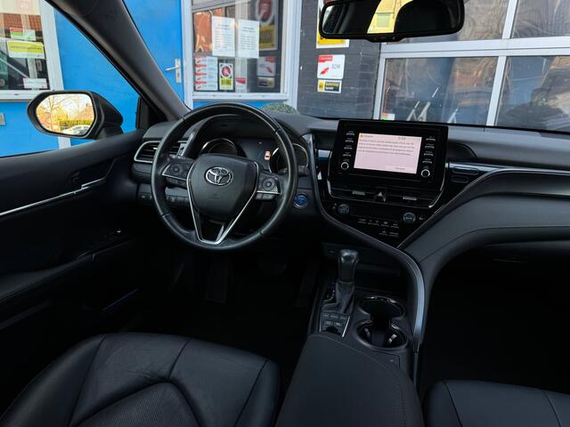 Toyota CAMRY 2.5 Hybrid Active GRATIS Afleverpakket! | Stoelverwarming | Achteruitrijcamera |