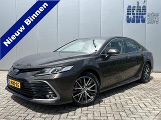 toyota-camry-2.5-hybrid-dynamic-nav