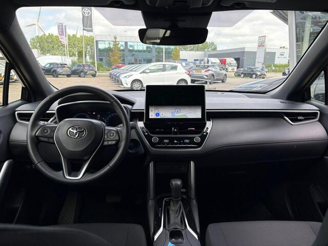 Toyota COROLLA Cross Hybrid 140 Style
