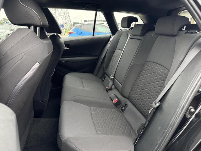 Toyota COROLLA Touring Sports 1.8 Hybrid Dynamic *NAVIGATIE/ ADAPTIEF CRUISE CONTROL/ 36 MAANDEN GARANTIE**
