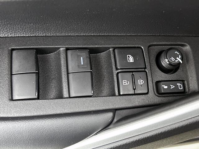 Toyota COROLLA Cross Hybrid 140 Active Limited | Adaptive cruisecontrol | Climate control | Stuur en stoelverwarming |