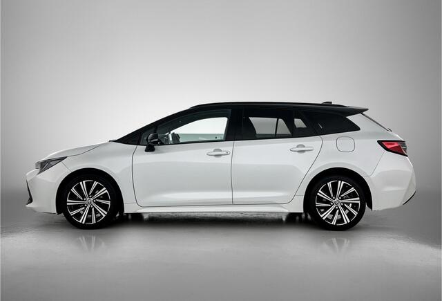 Toyota COROLLA Touring Sports 1.8 Hybrid Dynamic Bi-Tone | Stoelverwarming | Elektrische achterklep | Navigatie | Apple CarPlay/Android Auto |