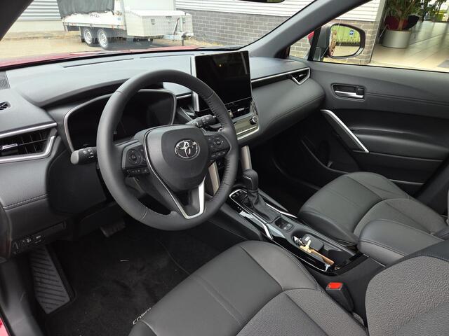 Toyota COROLLA Cross Hybrid 140 Style