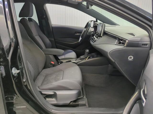 Toyota COROLLA 1.8 Hybrid Business Plus Airco ECC Navi Carplay PDC VA+ CAmera Full LED 17" Trekhaak Org. Nederlandse Auto Super km stand!