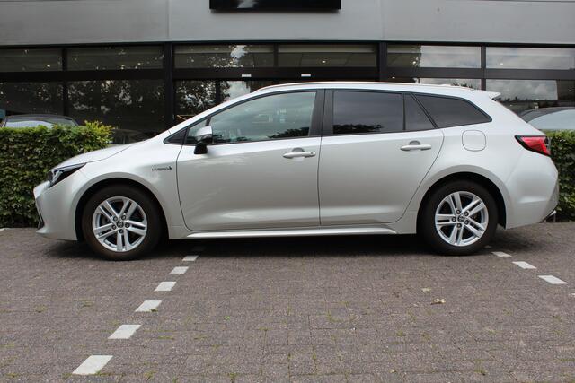 Toyota COROLLA Touring Sports 1.8 Hybrid Dynamic Plus | Rijklaar | HUD | Elek klep | Stoel/stuur-verwarming | Clima | Apple/Android