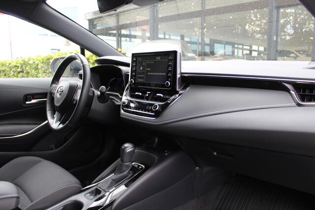 Toyota COROLLA Touring Sports 1.8 Hybrid Dynamic Plus | Rijklaar | HUD | Elek klep | Stoel/stuur-verwarming | Clima | Apple/Android