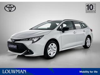 toyota-corolla-touring-sports-hybri