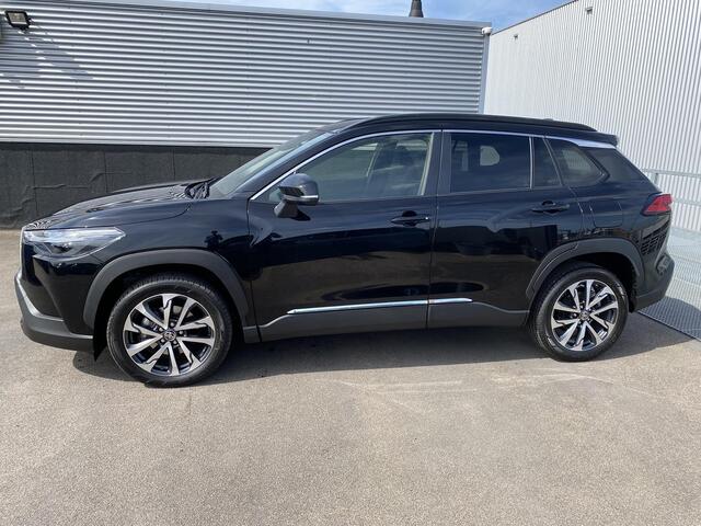 Toyota COROLLA Cross Hybrid 140 Dynamic edition Navigatie Apple CarPlay/Android Auto, elektr. bedienbare achterklep, achteruitrij camera, keyless, adaptieve cruise control, draadloze telefoonlader