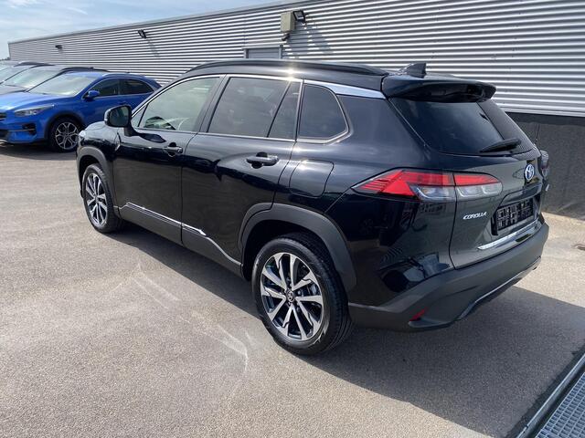 Toyota COROLLA Cross Hybrid 140 Dynamic edition Navigatie Apple CarPlay/Android Auto, elektr. bedienbare achterklep, achteruitrij camera, keyless, adaptieve cruise control, draadloze telefoonlader