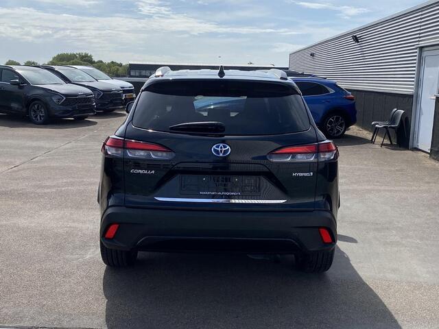Toyota COROLLA Cross Hybrid 140 Dynamic edition Navigatie Apple CarPlay/Android Auto, elektr. bedienbare achterklep, achteruitrij camera, keyless, adaptieve cruise control, draadloze telefoonlader
