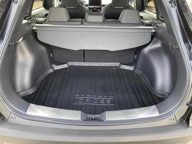 Toyota COROLLA Cross Hybrid 140 Dynamic edition Navigatie Apple CarPlay/Android Auto, elektr. bedienbare achterklep, achteruitrij camera, keyless, adaptieve cruise control, draadloze telefoonlader