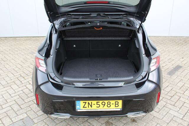 Toyota COROLLA 2.0-153pk Full-Hybrid Business Sport Intro. Super mooie, sportieve en luxe Toyota Corolla AUTOMAAT ! Navigatie, telefoonvoorb., LM wielen, JBL soundsyst., stoelverw., adaptieve cruise cntrl, lane assist, afneembare trekhaak, head-up display etc, etc