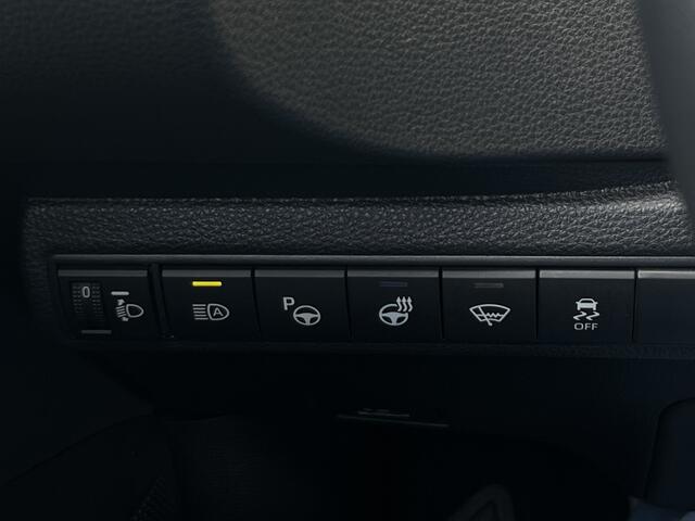 Toyota COROLLA Touring Sports 2.0 Hybrid Team D | CarPlay | Camera | ACC | LED | Keyless | DAB+