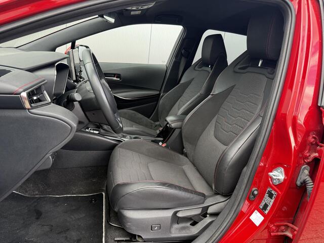 Toyota COROLLA Touring Sports 1.8 Hybrid Style **NAVIGATIE/ ELEKTRISCHE ACHTERKLEP/ DODEHOEK DETECTIE/ STOELVERWARMING/ 36 MAANDEN GARANTIE**