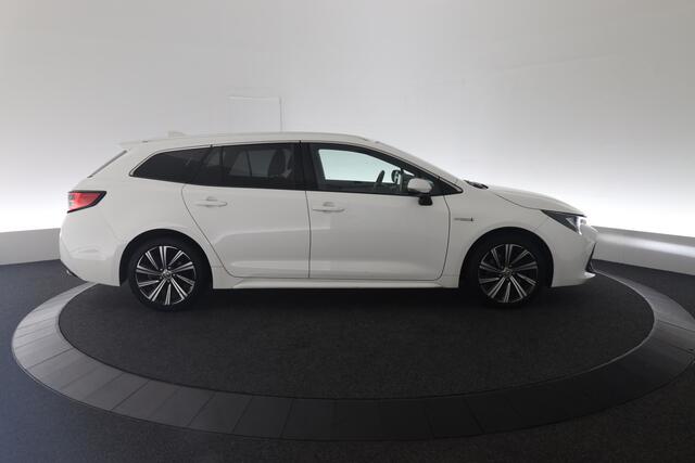 Toyota COROLLA Touring Sports 2.0 Hybrid Business Plus