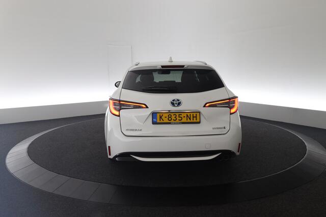 Toyota COROLLA Touring Sports 2.0 Hybrid Business Plus