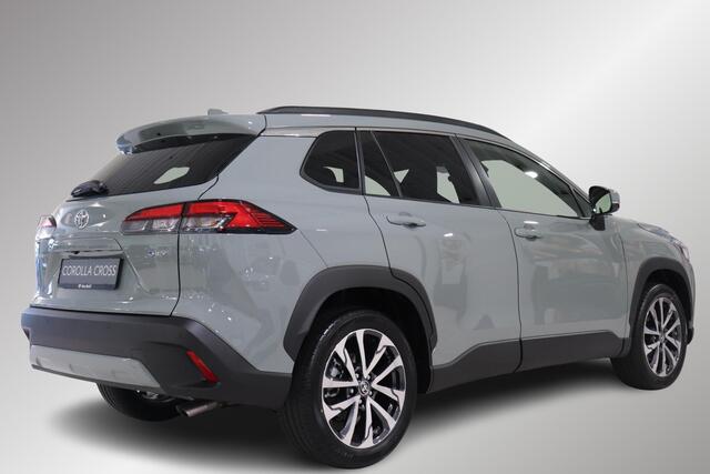 Toyota COROLLA Cross Hybrid 200 Style, ¤1750 Inruilpremie, BSM, Apple Carplay & Android Auto, Stoelverwarming, Navigatie, Parkeersensoren voor en achter!