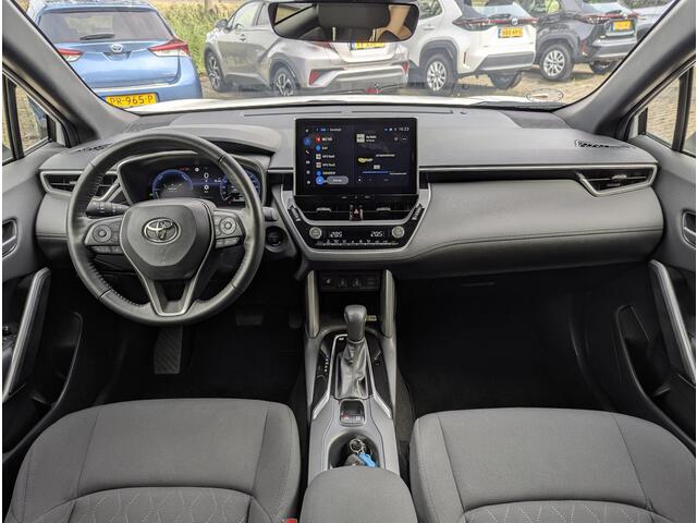 Toyota COROLLA Cross Hybrid 140 Style | Stoel- stuurverwarming | Camera | Elek. Achterklep | Keyless | ACC | PDC V+A