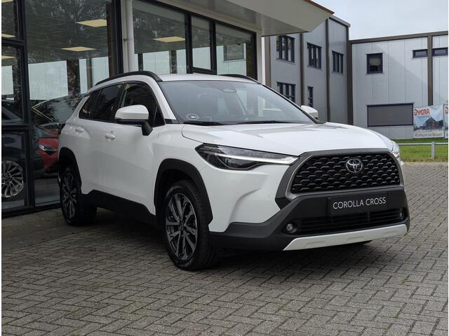 Toyota COROLLA Cross Hybrid 140 Style | Stoel- stuurverwarming | Camera | Elek. Achterklep | Keyless | ACC | PDC V+A