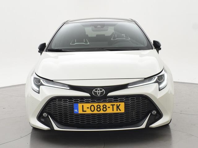 Toyota COROLLA 2.0 HYBRID 184 PK GR-SPORT PLUS BI-TONE *13.792 KM* + JBL | HEAD-UP | STOELVERW. | CAMERA | LED | 18 INCH