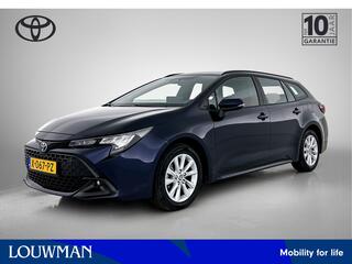toyota-corolla-touring-sports-hybri